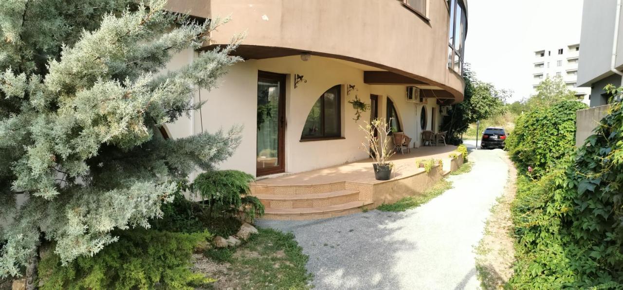 Vila Zuzette Hotel Constanţa Eksteriør billede